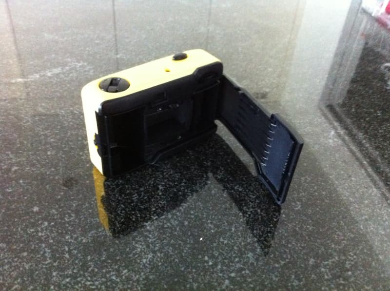 Fotoapparat mit Wasserdichter Hülle