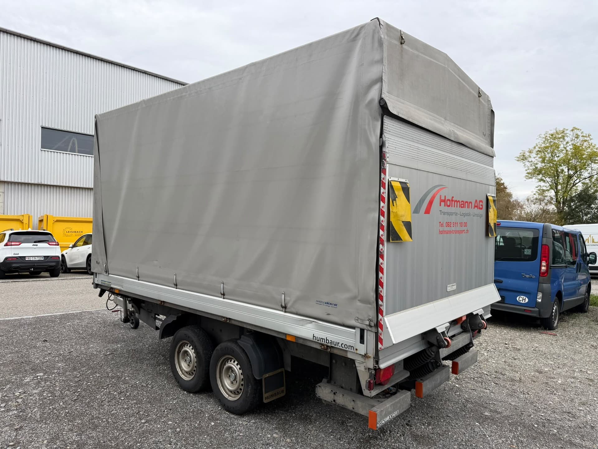 HUMBAUR HT 3500 mit Hebebühne
