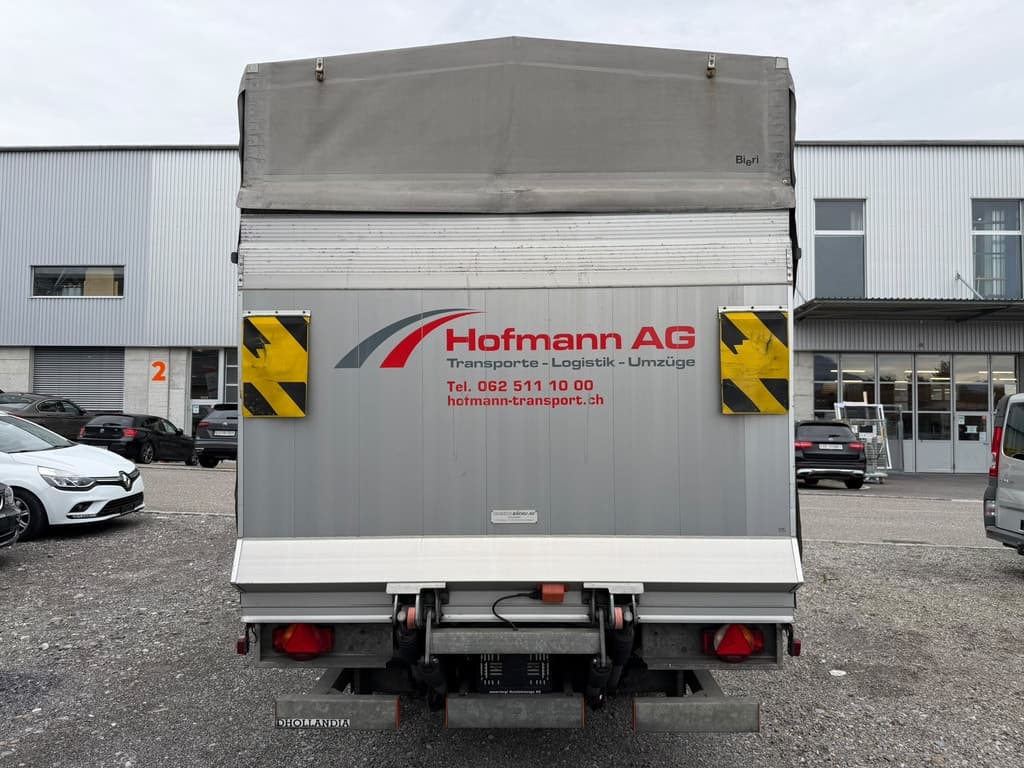 HUMBAUR HT 3500 mit Hebebühne