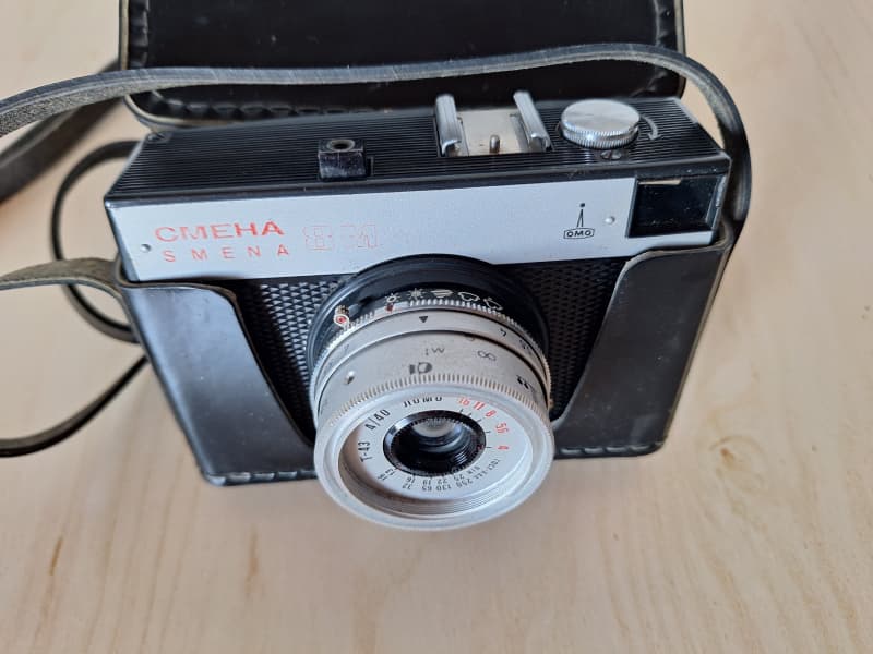 35-mm-Filmkamera Smena 8M mit Leder-Etui original