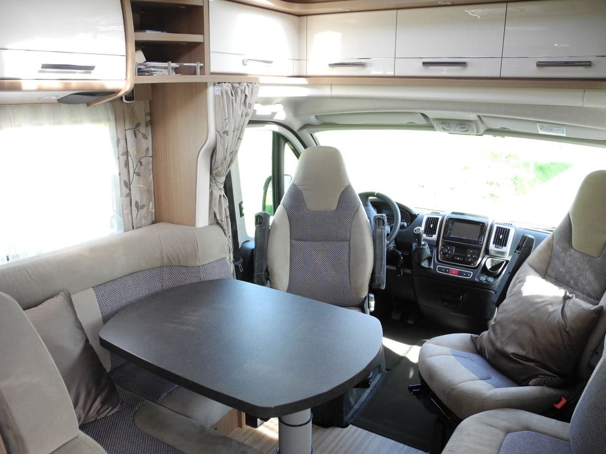 CARTHAGO C-Tourer T148 LE H (Teilintegrierter)