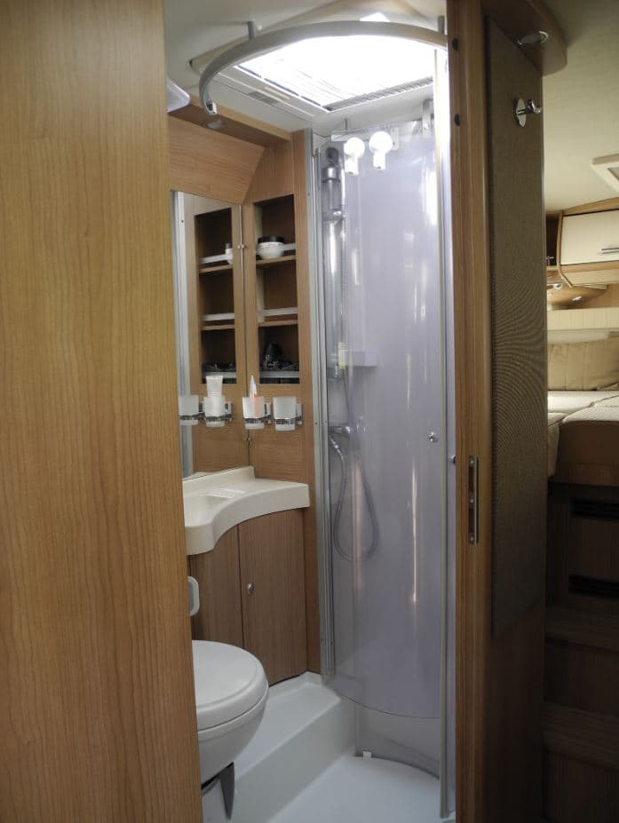 CARTHAGO C-Tourer T148 LE H (Teilintegrierter)