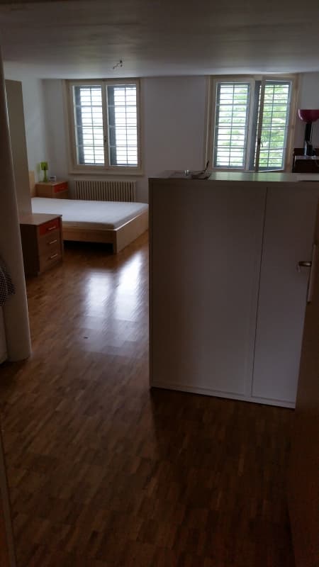 Möbliertes Zimmer für 1 Person Nichtraucherin/er auf 1.11.2020