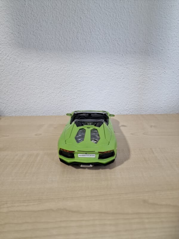 Lamborghini Aventador Roadster