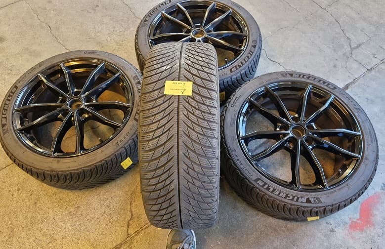 Audi A3 8V / VW Golf 7 RIAL Winterräder 18" Michelin