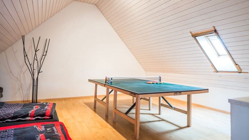 Grosse & sehr schöne Wohnung - Haus im Haus - als WG nutzbar