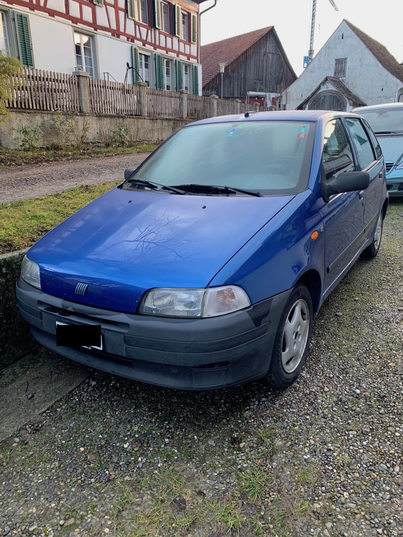 Fiat Punto 60 S mit Schiebedach zu verkaufen