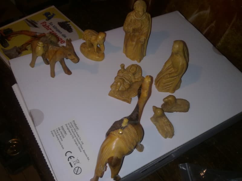 Krippenfiguren 9-teilig aus echtem Olivenholz