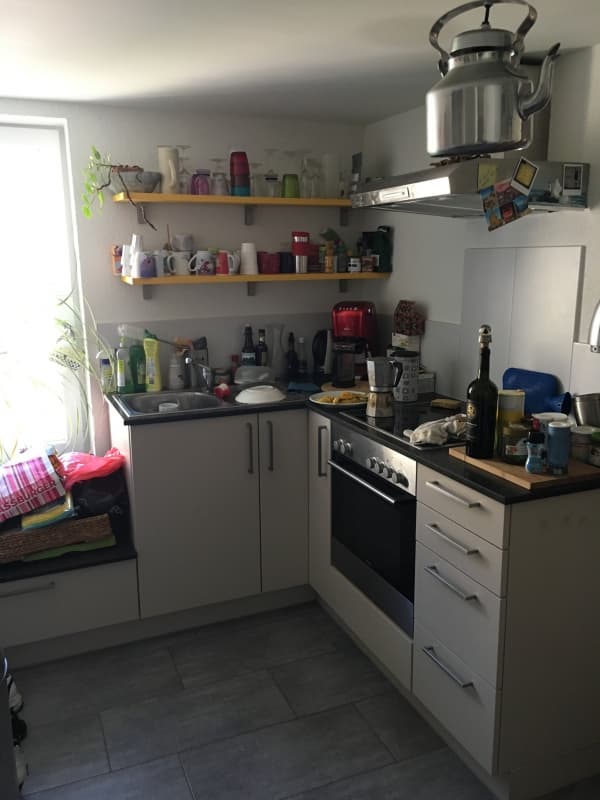 Wunderschön 2,5 Zimmer Wohnung 50 Meter von Konstanz