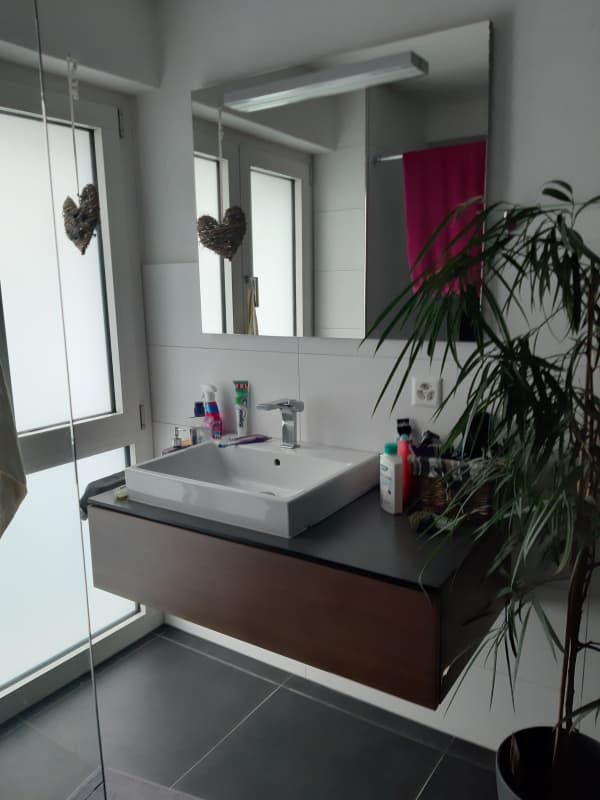 Suche Nachmieter für moderne helle Terrassen Wohnung 9464 Lienz