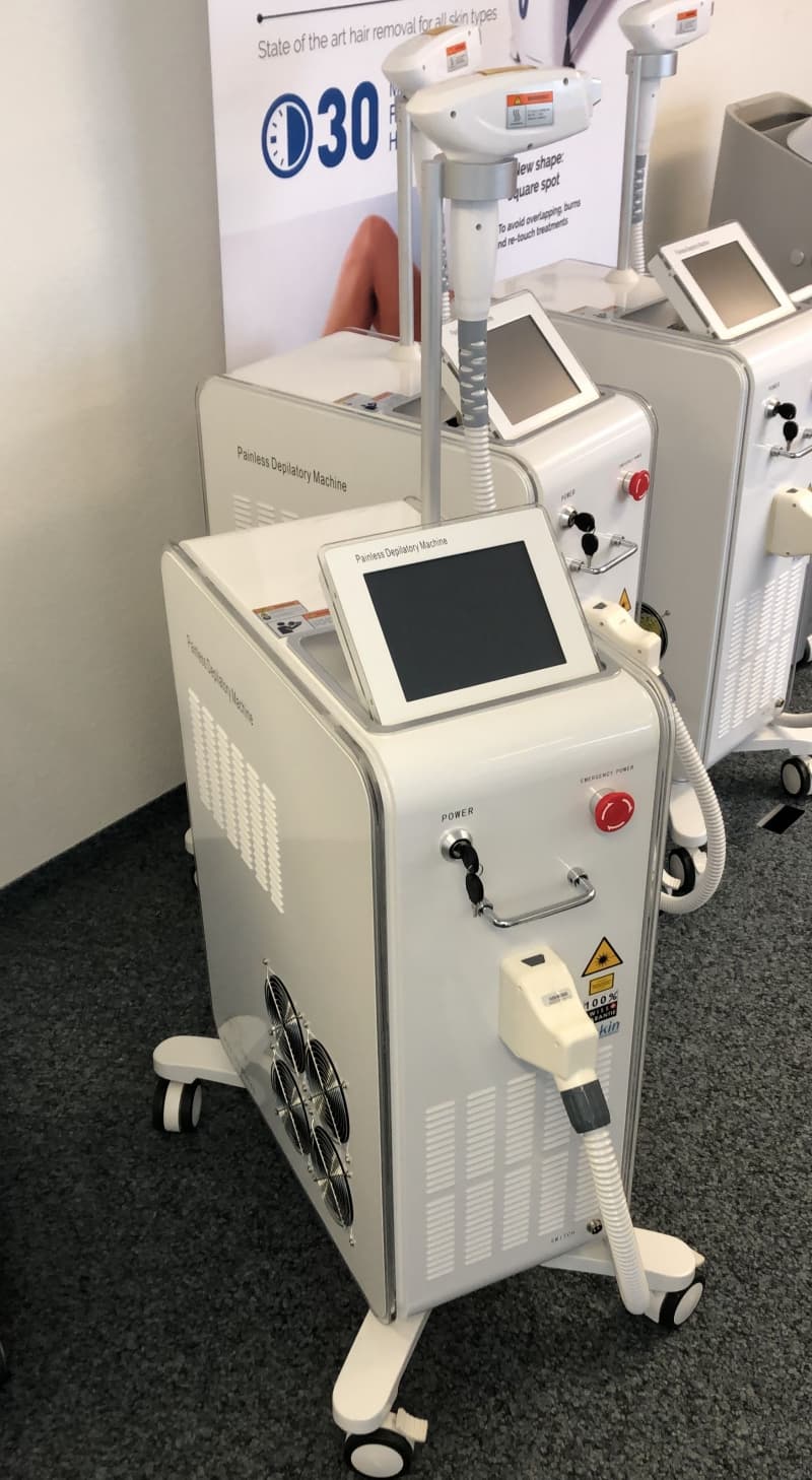 Nagelneuer Diodenlaser LC8008 zur permanenten Haarentfernung