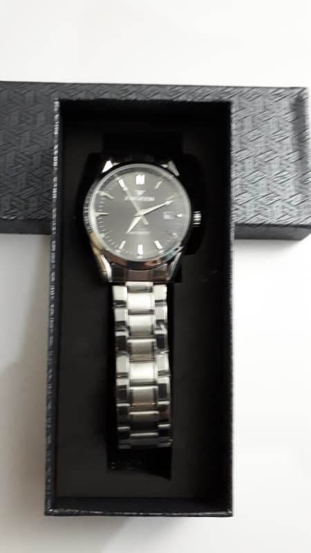 NEUE vollautomatische mechanische Uhr