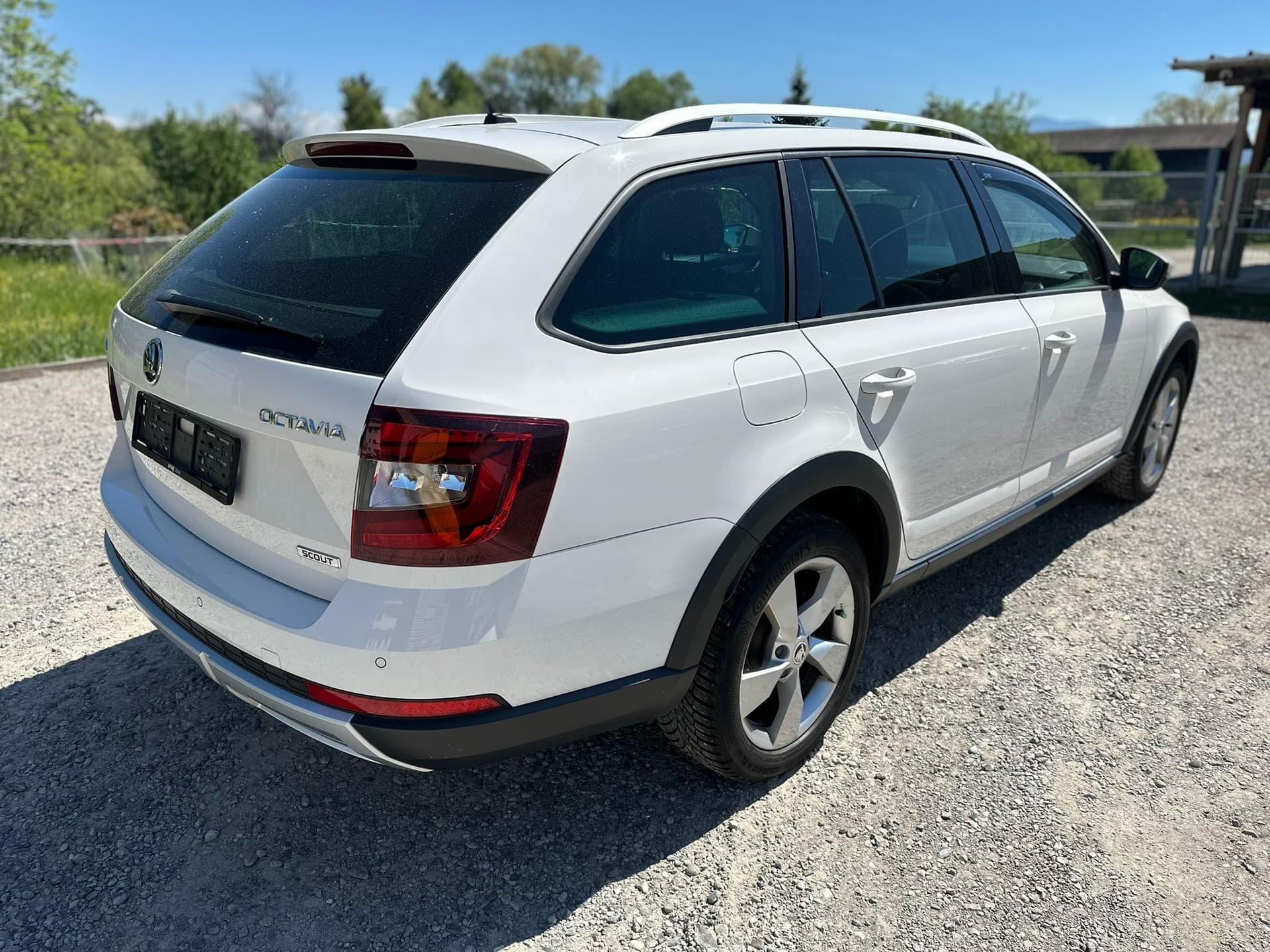 SKODA Octavia Combi 2.0 TSI Scout 4x4 DSG