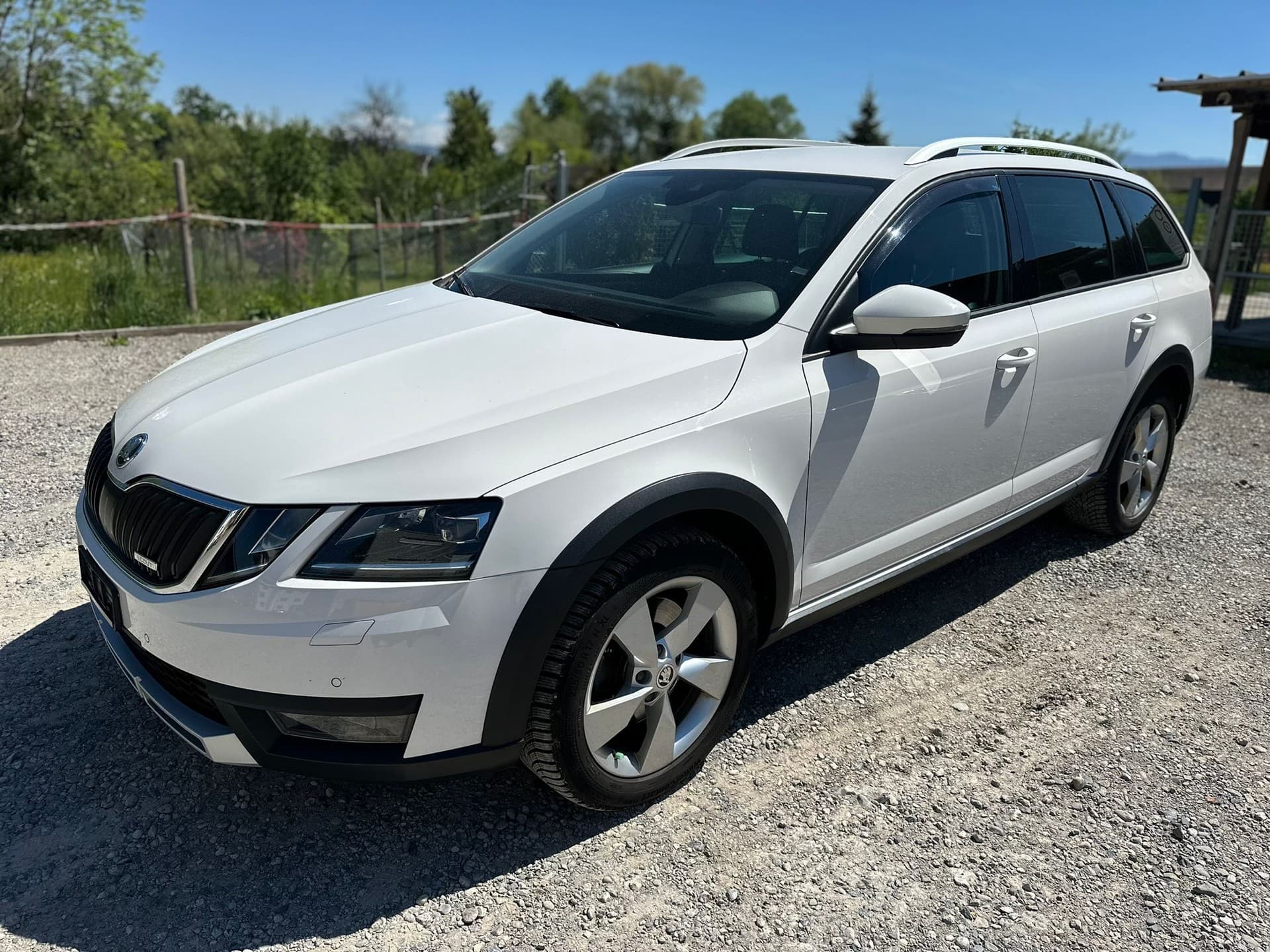 SKODA Octavia Combi 2.0 TSI Scout 4x4 DSG