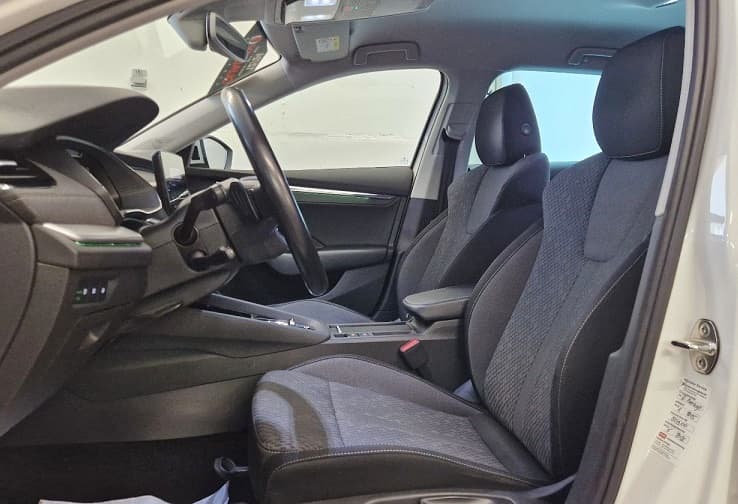 SKODA Octavia Combi 2.0 TDI DSG Style