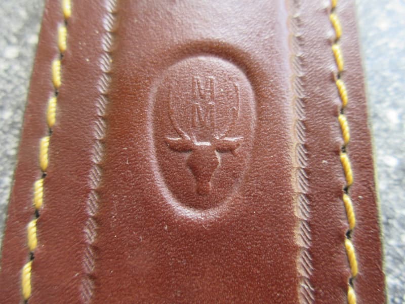 Messer mit Lederscheide
