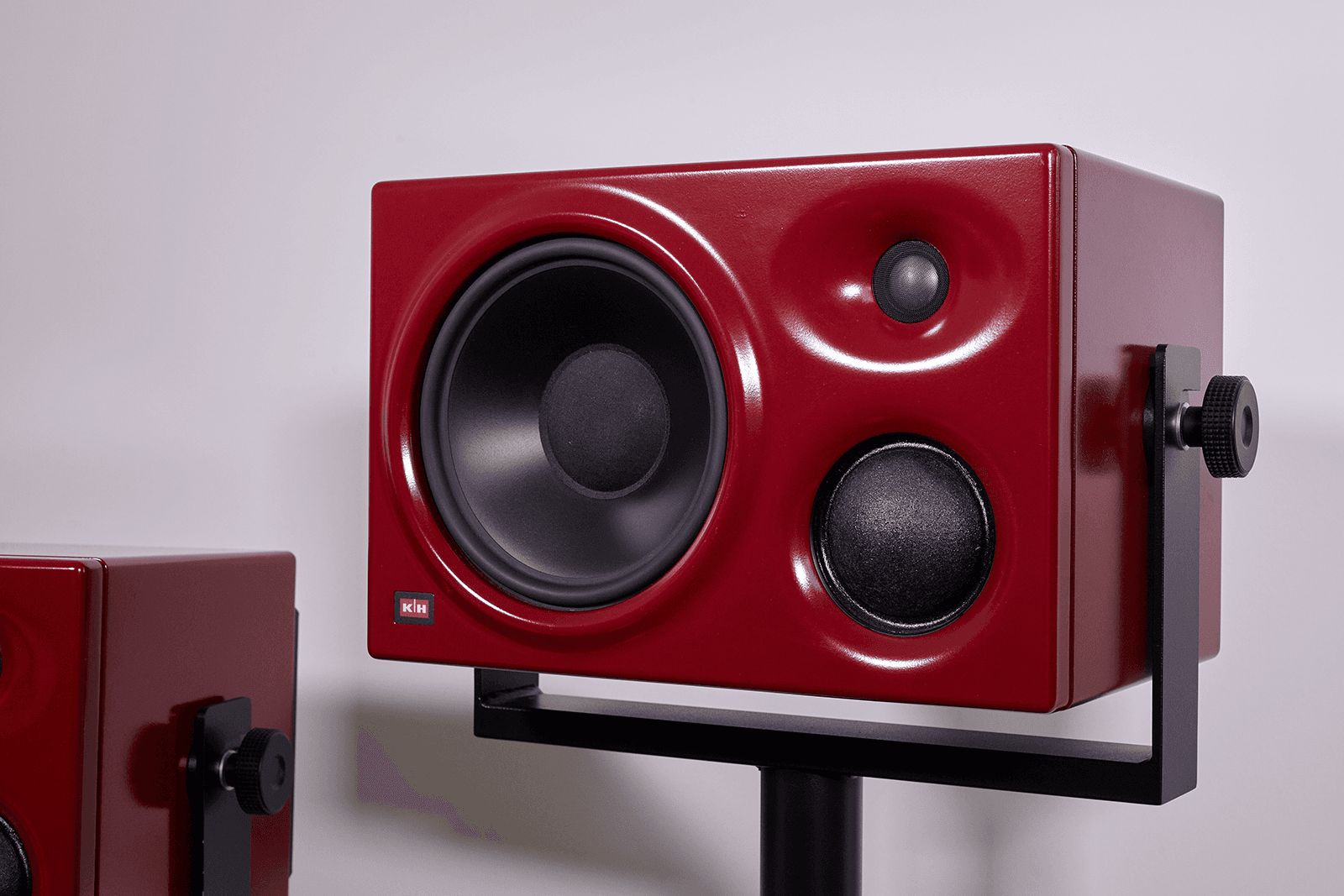 Klein + Hummel K+H O 300 und K+H O 800 Studiomonitore