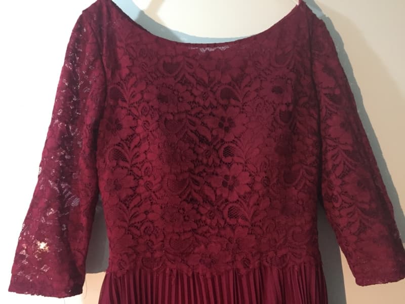 Langes Kleid