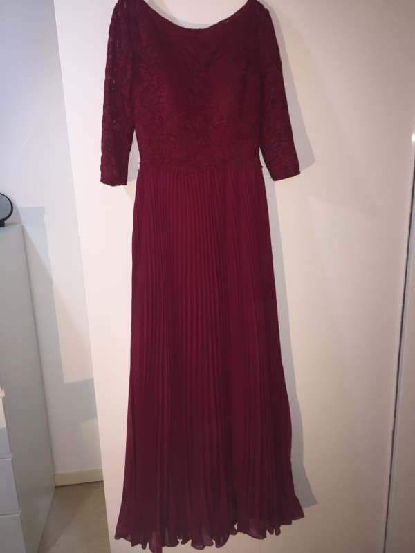 Langes Kleid