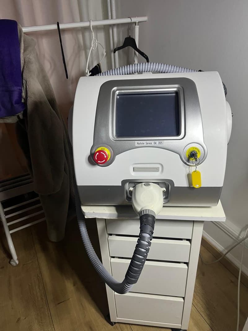 Diodenlaser mit Radiofrequenz (MED-100)
