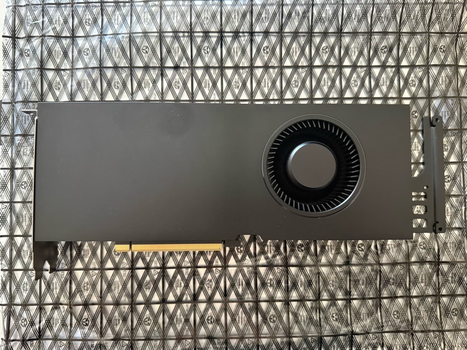 Grafikkarte RTX 5000 ADA 32GB GDDR6 4xDP