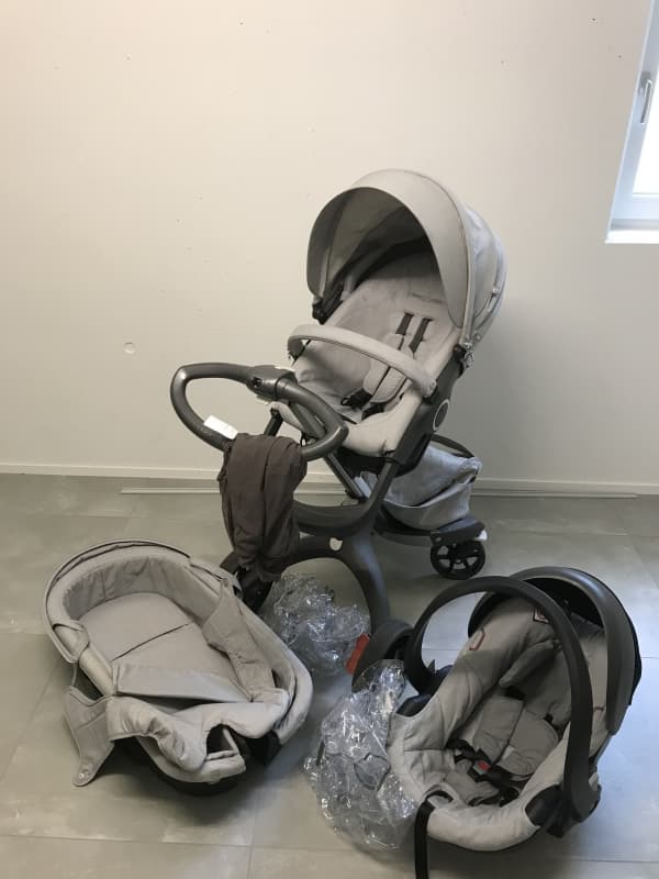 Super handlicher und moderner Kinderwagenset Stokke
