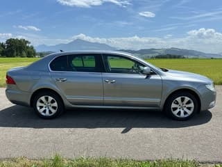 SKODA Superb 2.0 TSI Ambition DSG