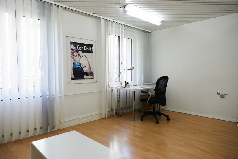 Schöner Büro/Praxis-Raum an zentraler Lage