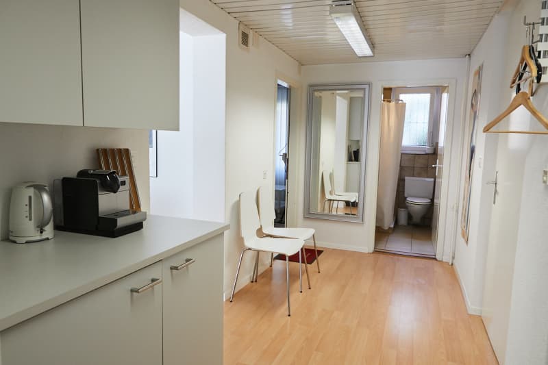 Schöner Büro/Praxis-Raum an zentraler Lage