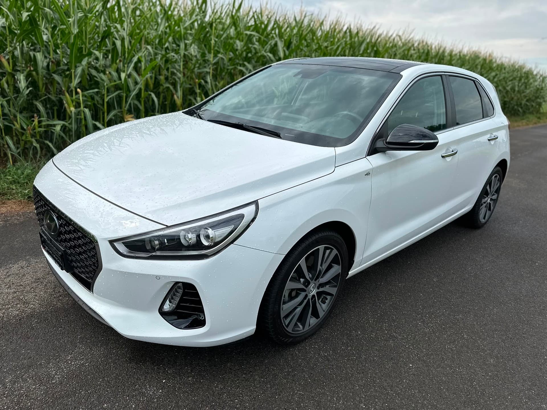 HYUNDAI i30 1.6 CRDi Launch Plus