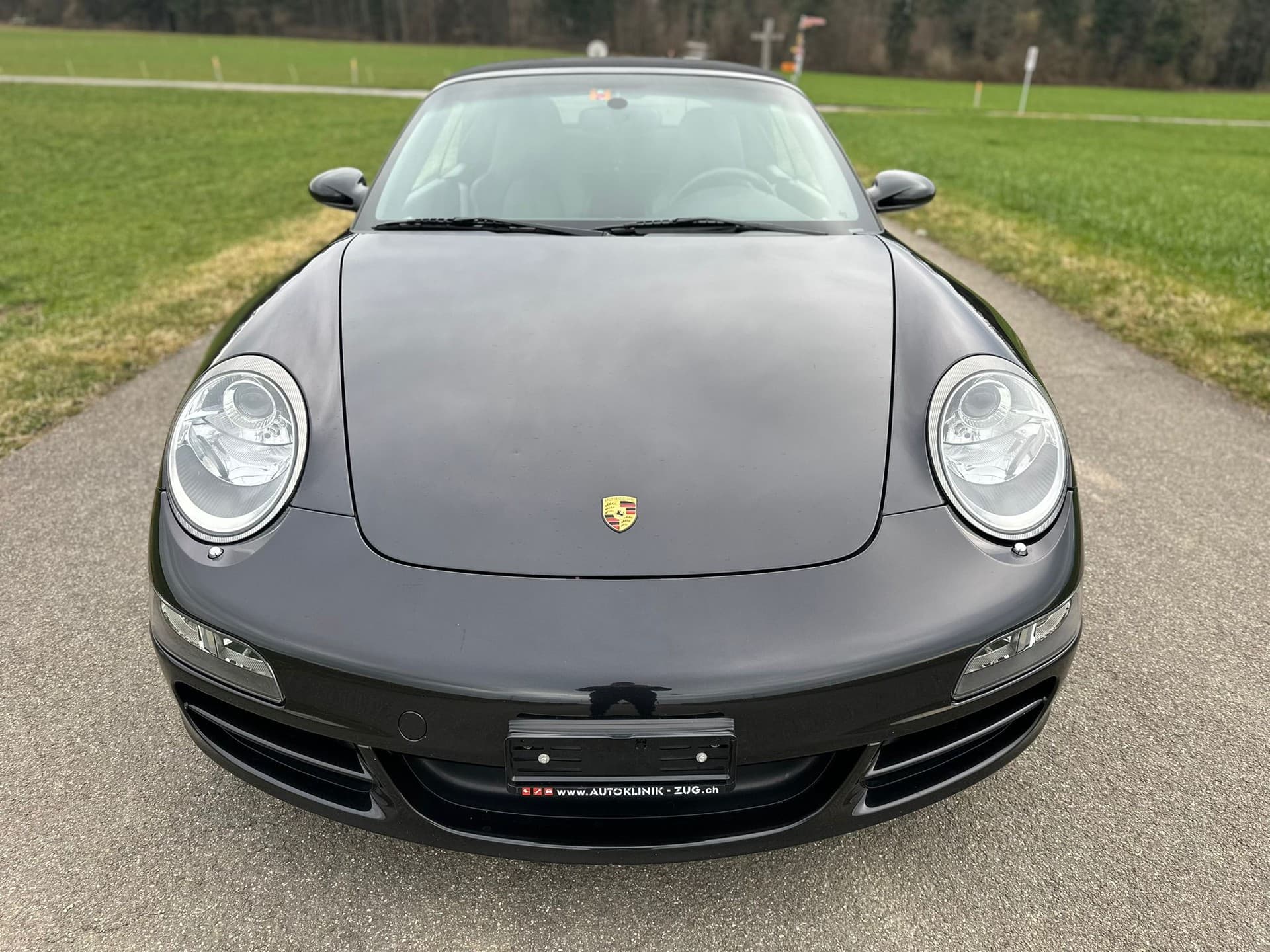 PORSCHE 911 Cabrio Carrera 4
