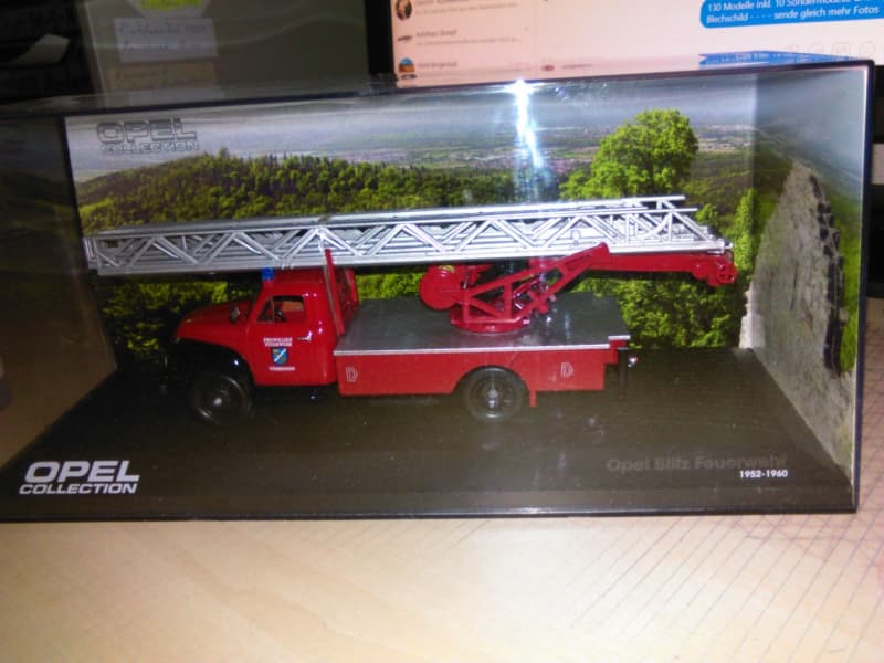OPEL 1 : 43 COLLECTION MODELLSAMMLUNG