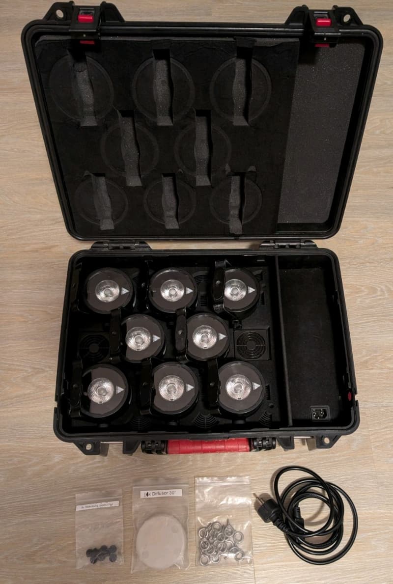 Astera 8x AX3 Lightdrop Akku LED Outdoor Spot Set RGBW
