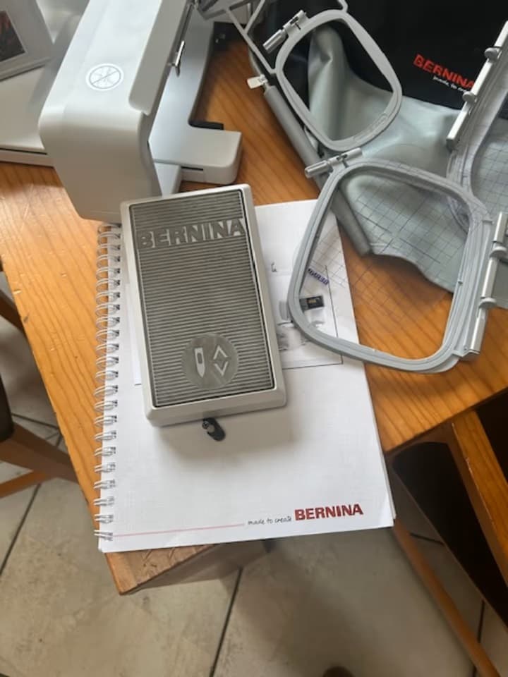 Bernina B570 QE mit viel Zubehör und Stickmodul