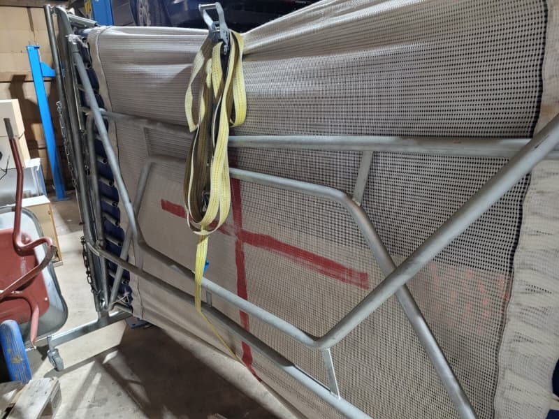 Sporttrampolin Trampolin Benz Mit Transportwage Ca 2,7m x 4,8m