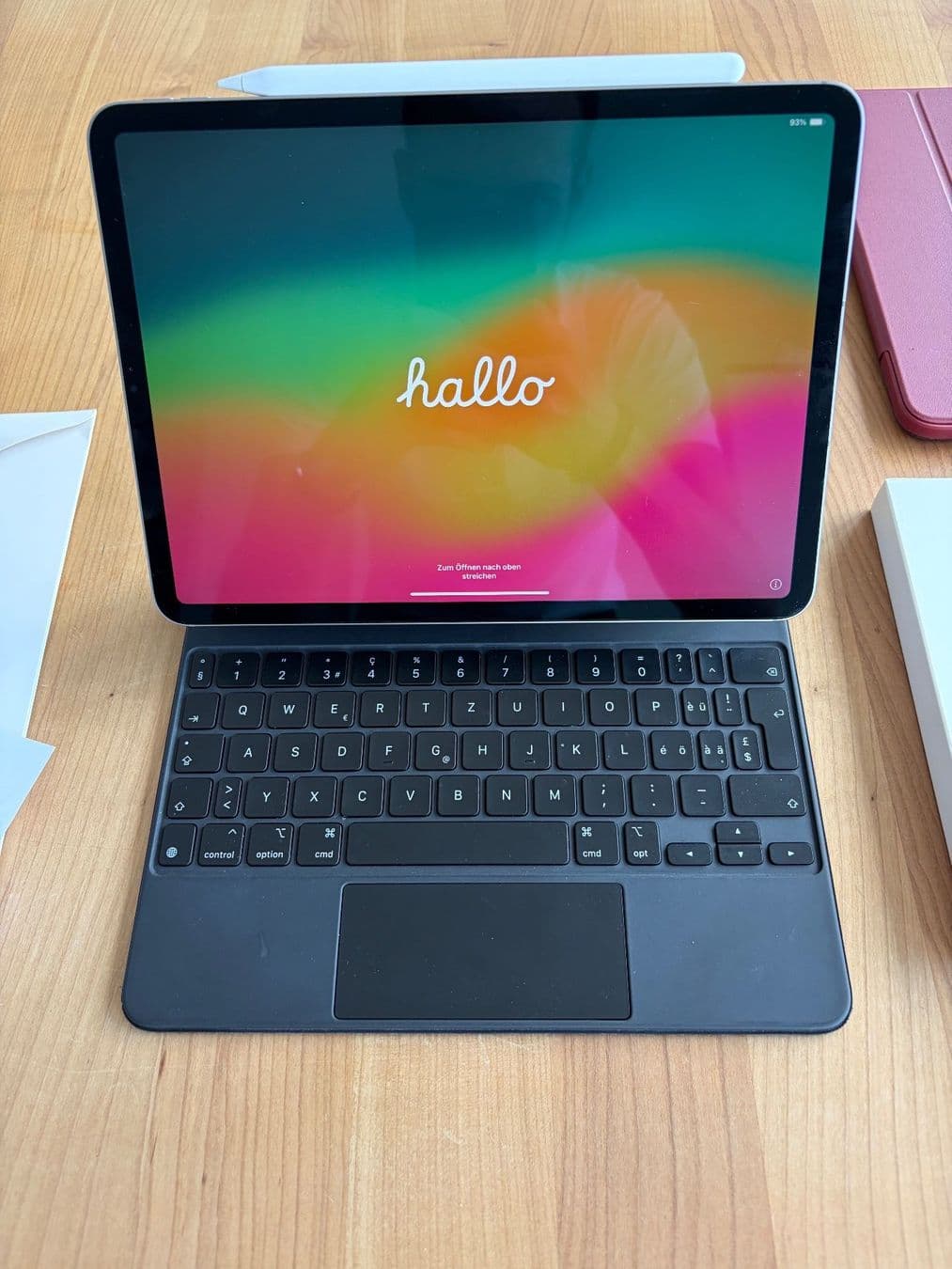Apple iPad Pro 11 4th Gen 256GB Cellular + Zubehör
