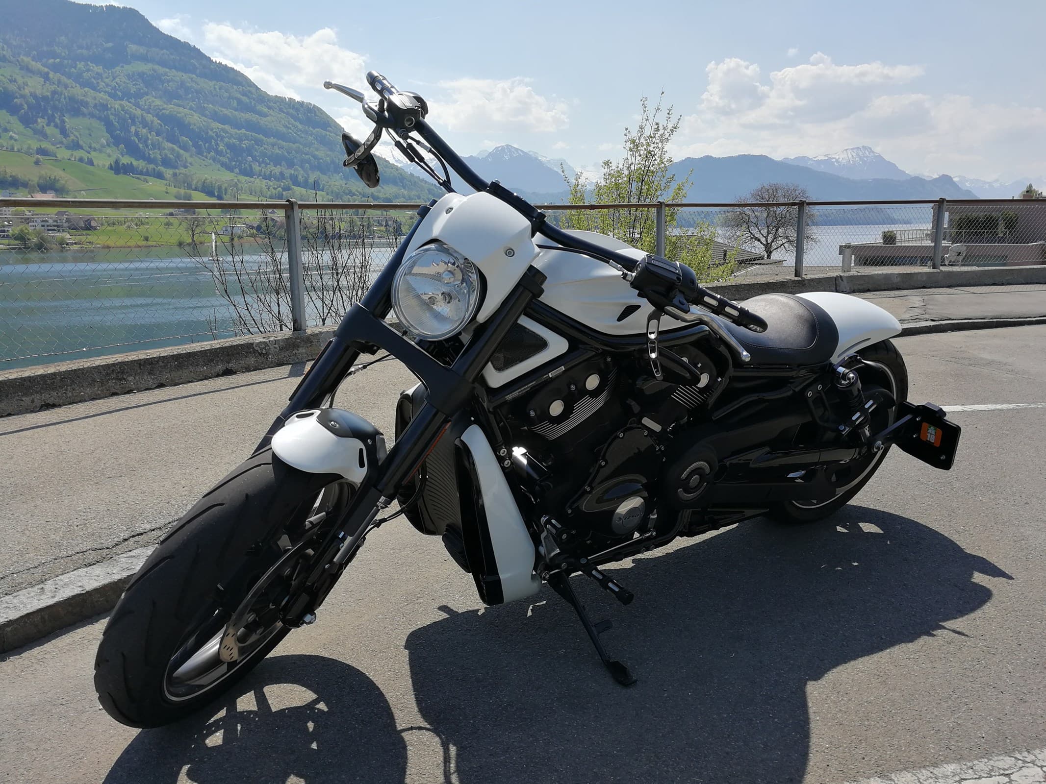 HARLEY-DAVIDSON VRSCDX Night Rod Special ABS