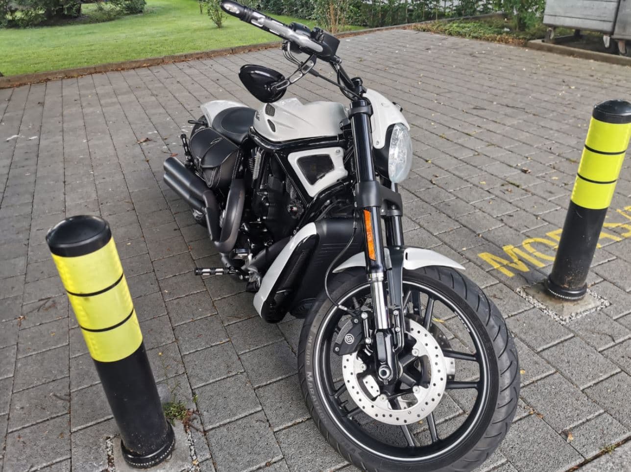 HARLEY-DAVIDSON VRSCDX Night Rod Special ABS