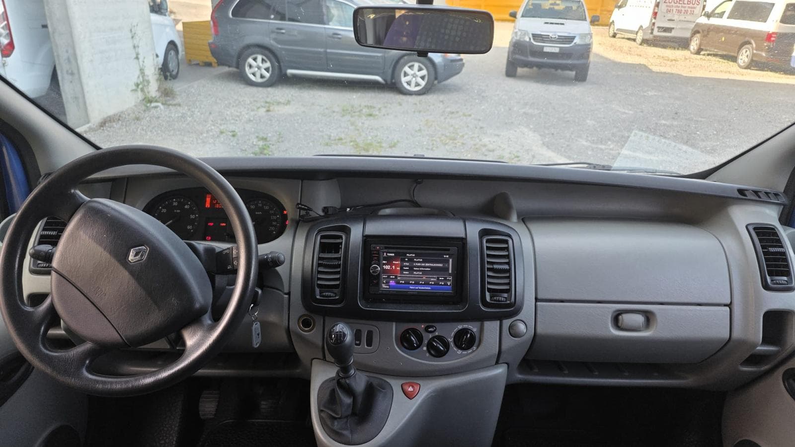 RENAULT Trafic 2.5 dCi 2.9t L1H1