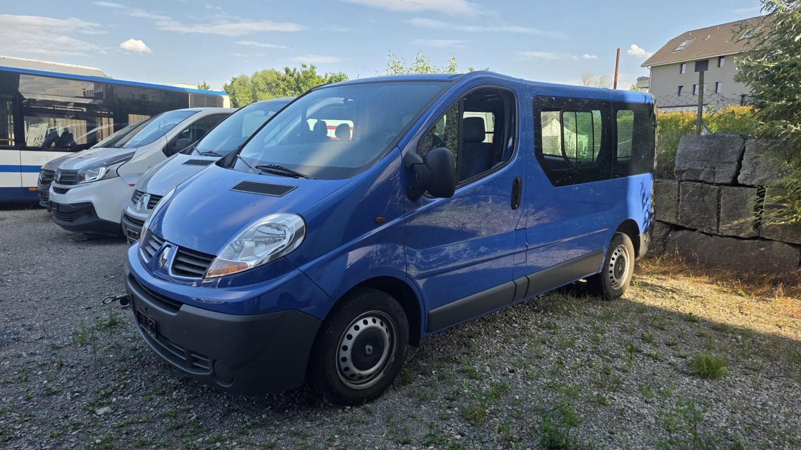 RENAULT Trafic 2.5 dCi 2.9t L1H1