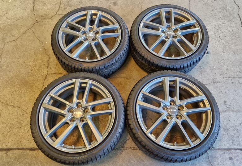 Audi A3 8V / VW Golf 7 RIAL Winterräder 18" Pirelli