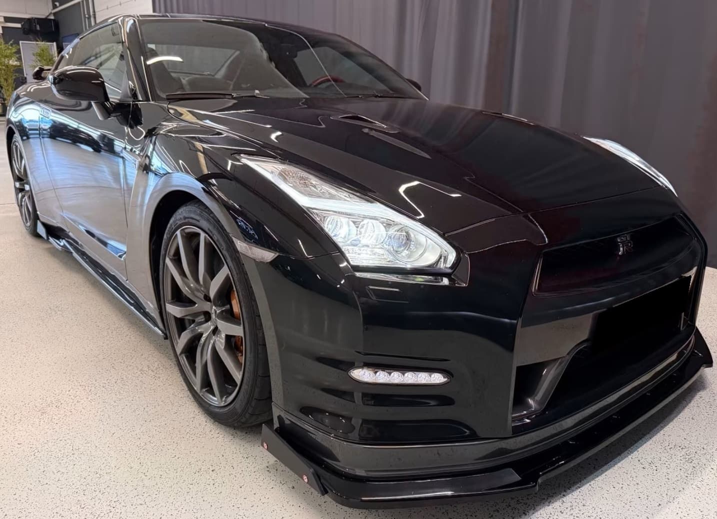 NISSAN GT-R 3.8 V6 Biturbo Black Edition