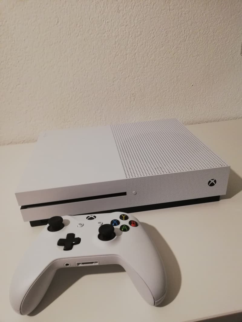 Xbos one s