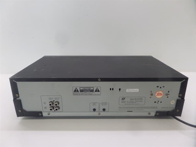 Sansui Modell: D-111 R Kassetten Tape Top Modell
