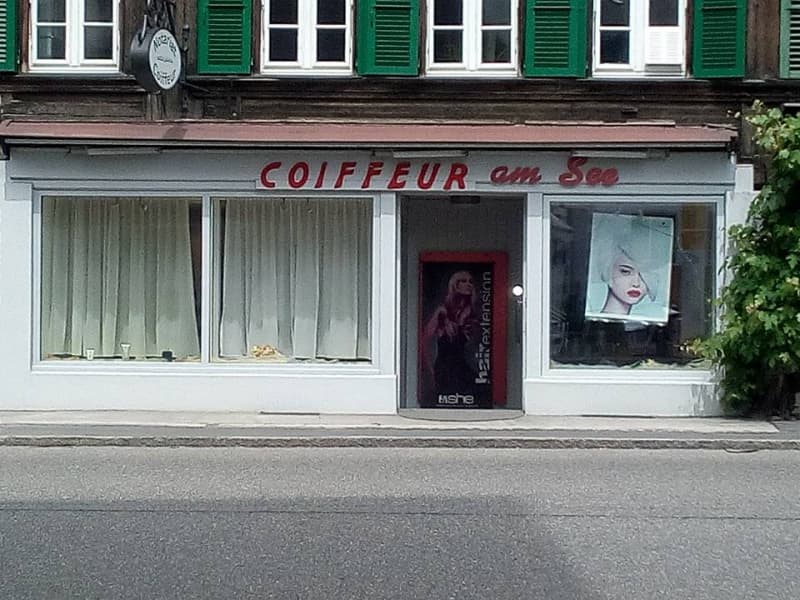 komplett eingerichteter Coiffeursalon zu vermieten