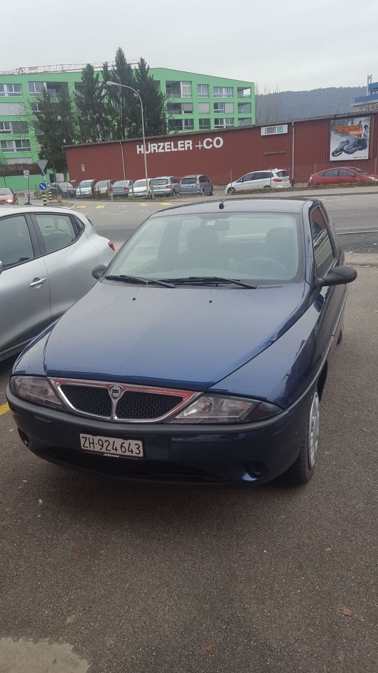 Lancia Y 1.4 Frisch ab mfk. Wenig gelaufen