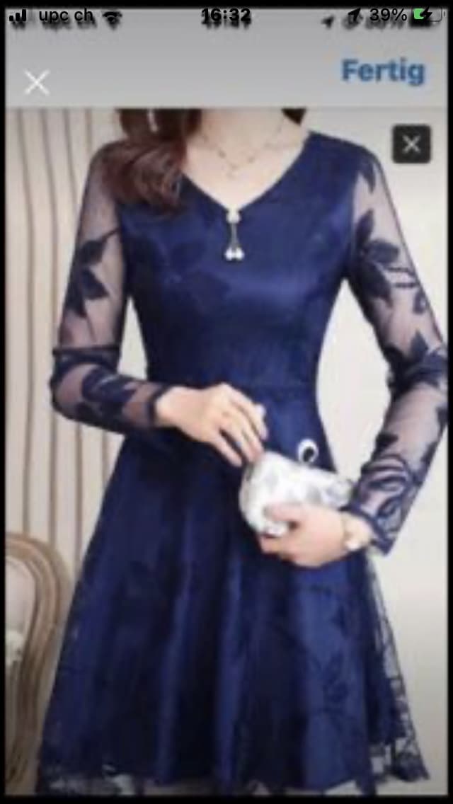 Neue elegante Kleider