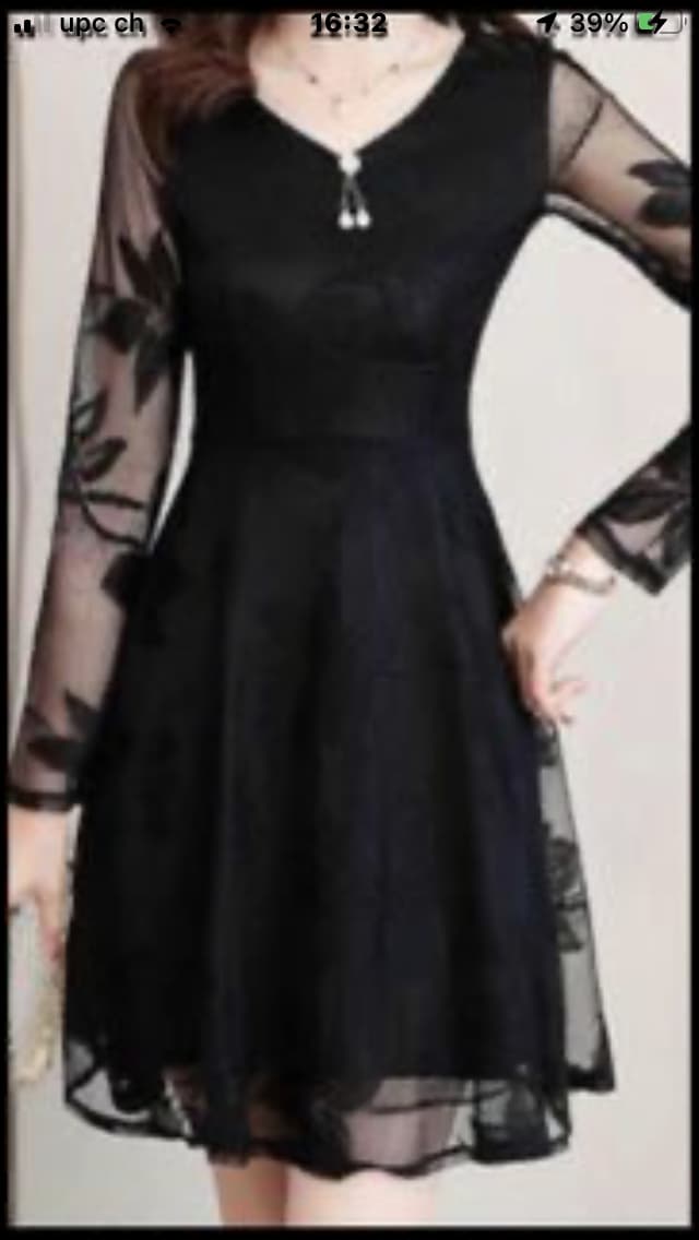 Neue elegante Kleider