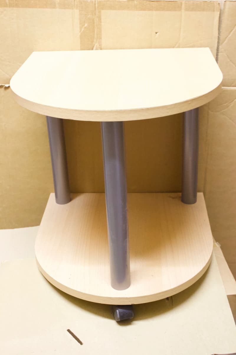 Tisch mit rädeln