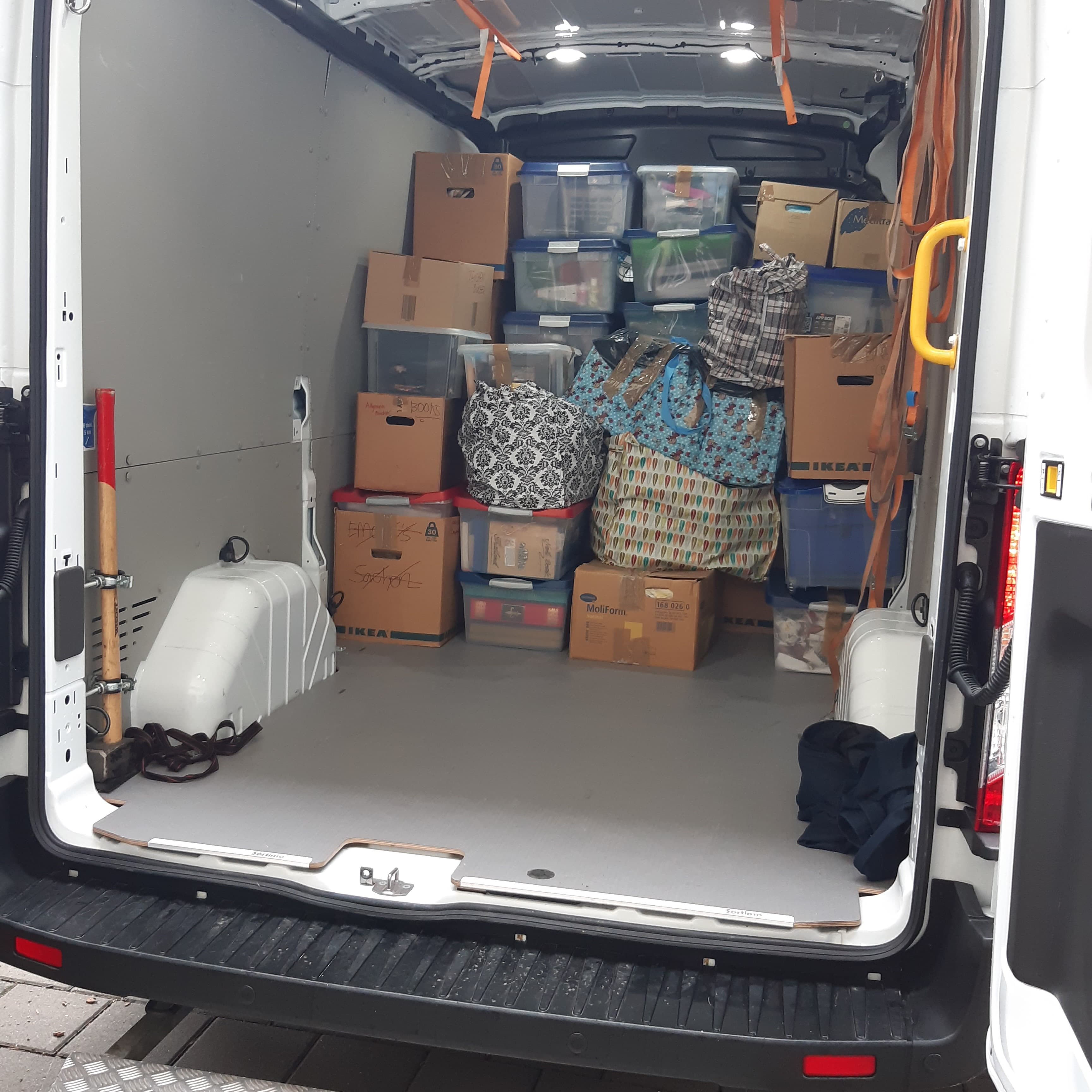 Aufräumen , Entrümpeln , Entsorgen ? Transportieren ? 079 647 73 13 (Ganze CH)